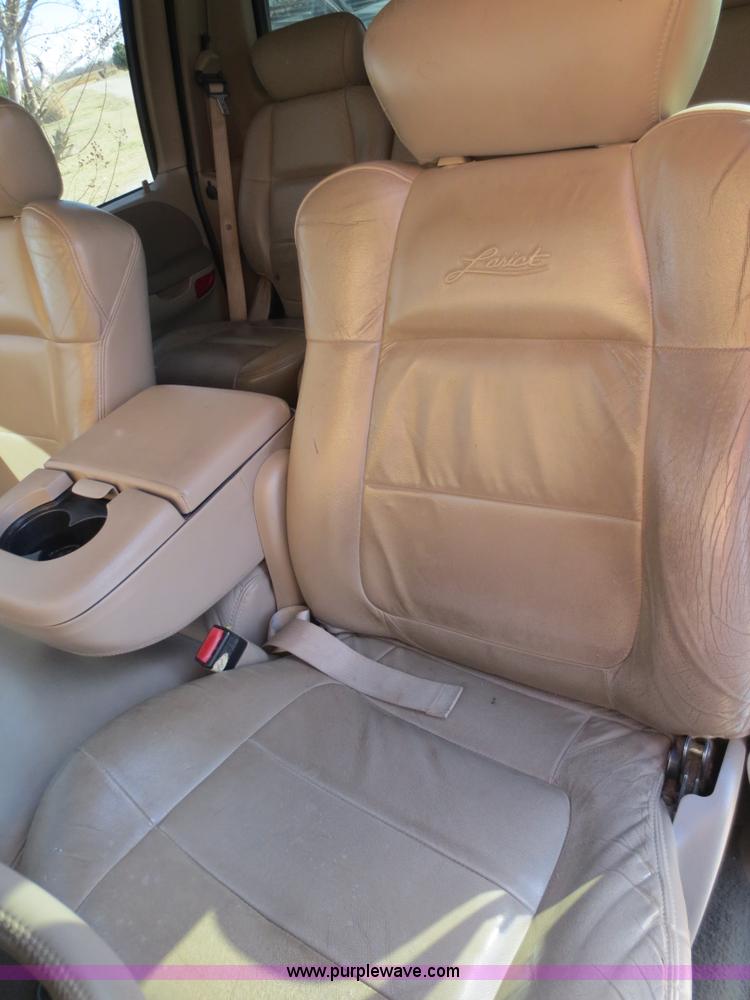 image for item D5763 2001 Ford F150 Lariat SuperCrew pickup truck