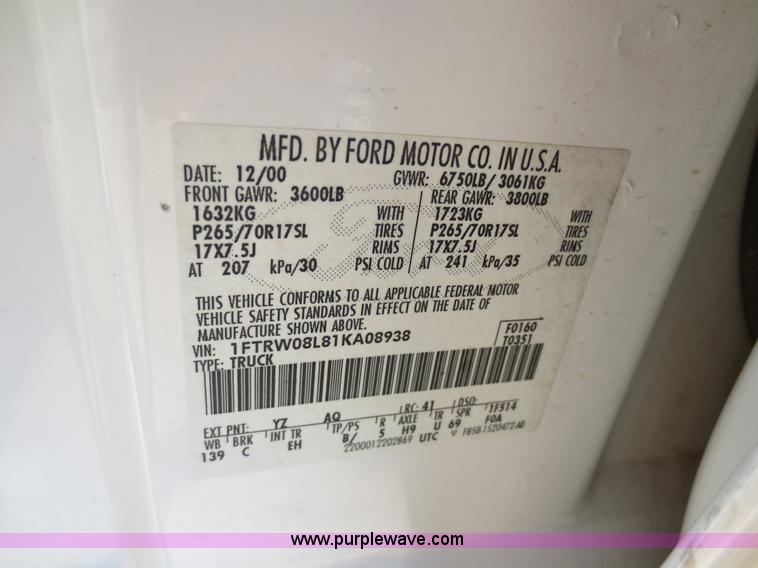 image for item D5763 2001 Ford F150 Lariat SuperCrew pickup truck