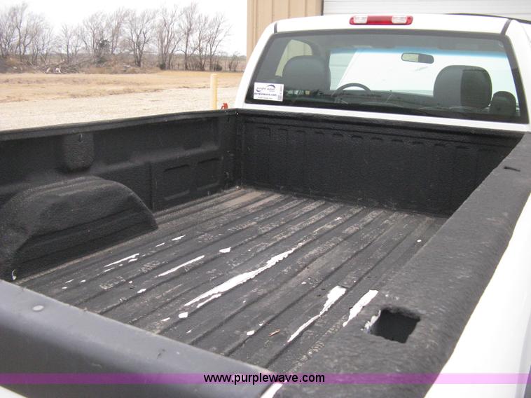 image for item E3081 2002 Chevrolet Silverado 2500 pickup truck