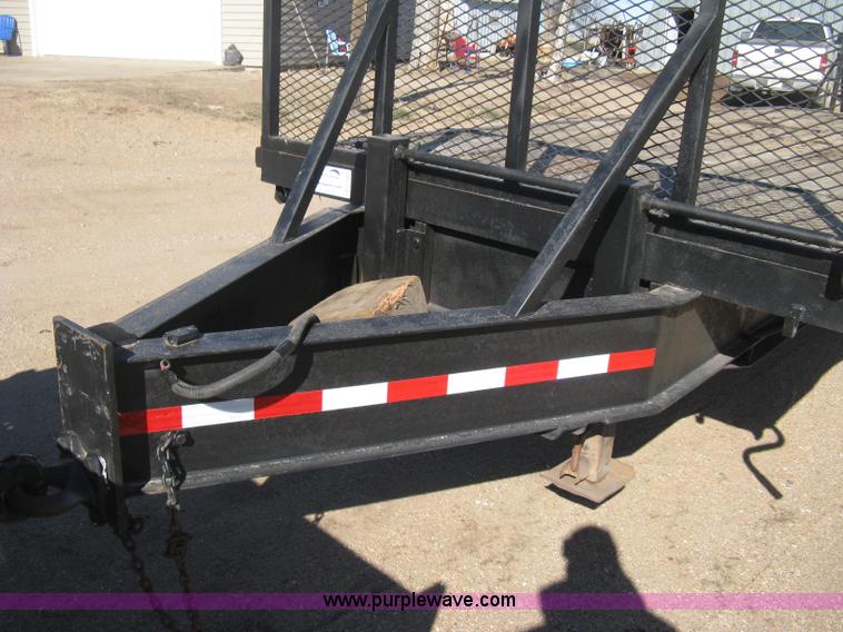 image for item E3083 1993 Terr flatbed equipment trailer
