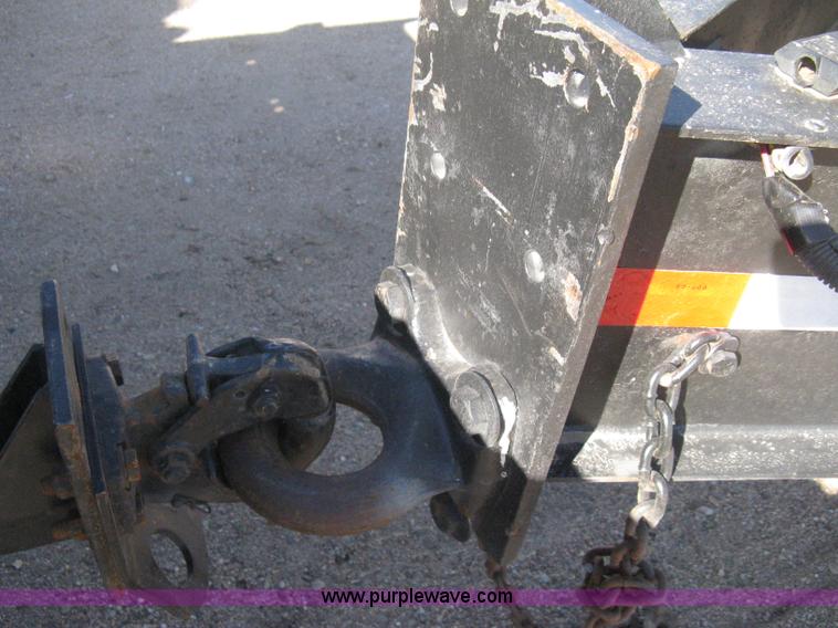 image for item E3083 1993 Terr flatbed equipment trailer