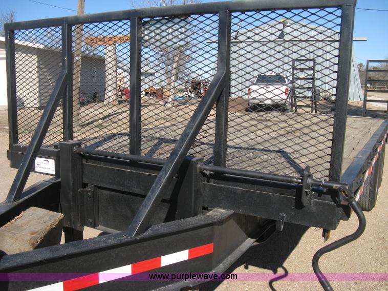 image for item E3083 1993 Terr flatbed equipment trailer