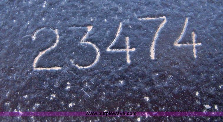 image for item E3083 1993 Terr flatbed equipment trailer