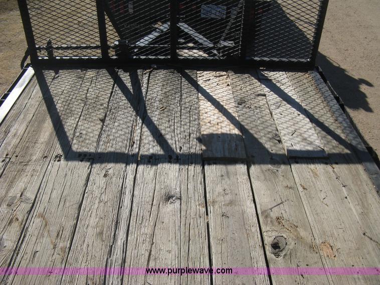 image for item E3083 1993 Terr flatbed equipment trailer