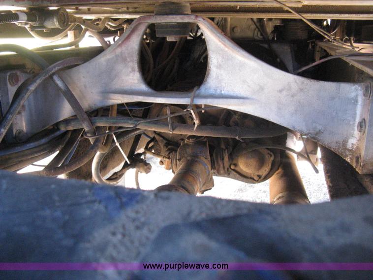 image for item E3084 1973 Peterbilt 359 ST semi truck