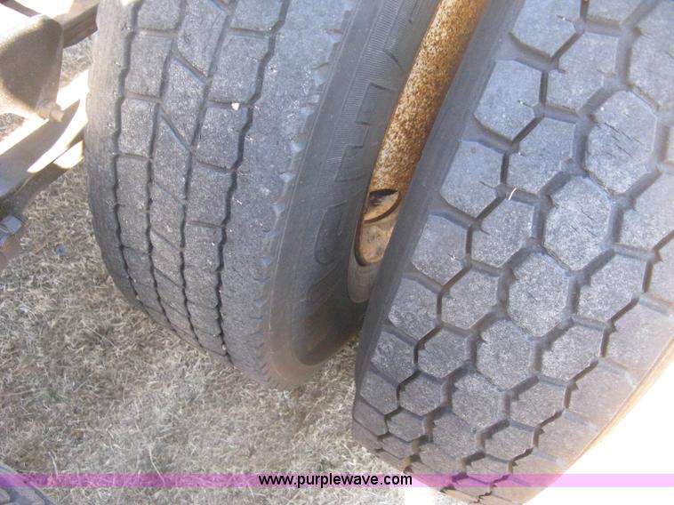 image for item E3084 1973 Peterbilt 359 ST semi truck