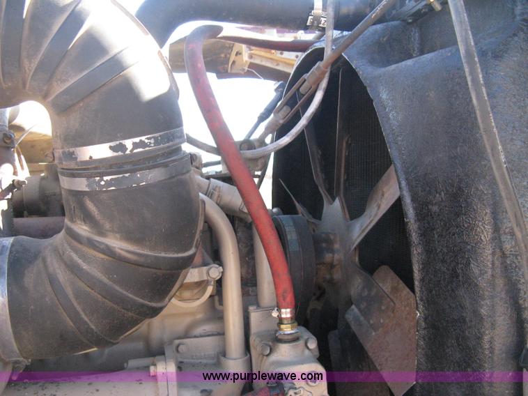 image for item E3084 1973 Peterbilt 359 ST semi truck