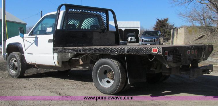 image for item E3745 1998 Chevrolet C/K 3500 Cheyenne flatbed truck