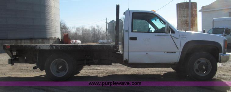 image for item E3745 1998 Chevrolet C/K 3500 Cheyenne flatbed truck