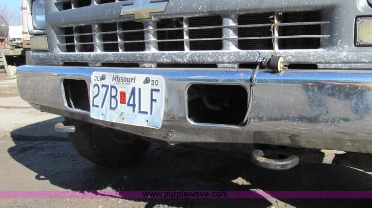 image for item E3745 1998 Chevrolet C/K 3500 Cheyenne flatbed truck