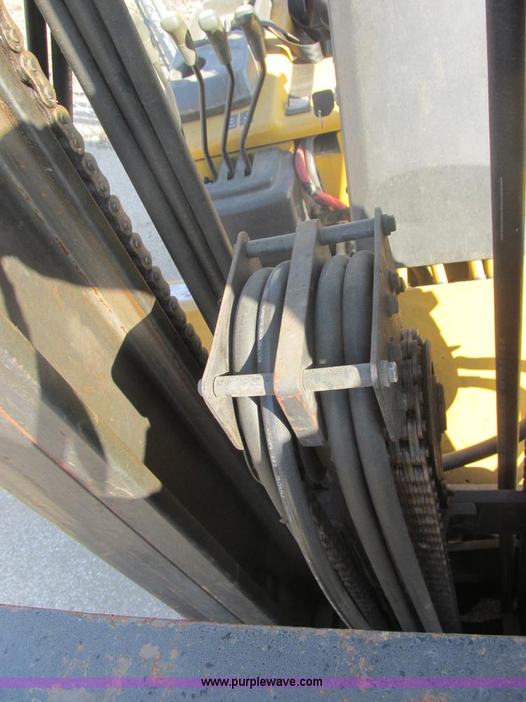 image for item E7094 Daewoo electric forklift