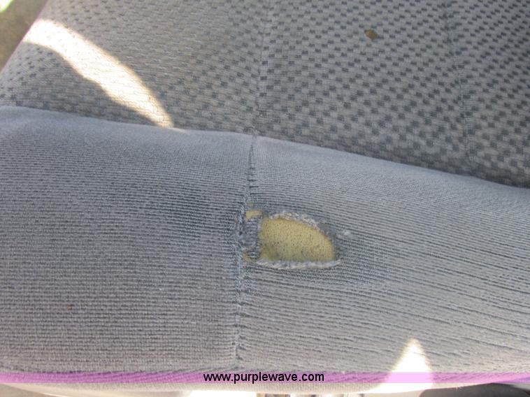 image for item E7096 2002 Ford F150 XL SuperCab pickup truck