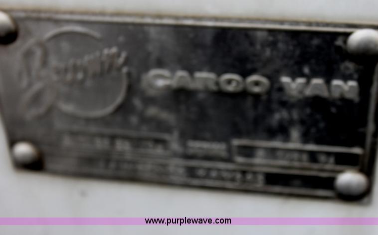 image for item E8223 1996 Chevrolet box truck