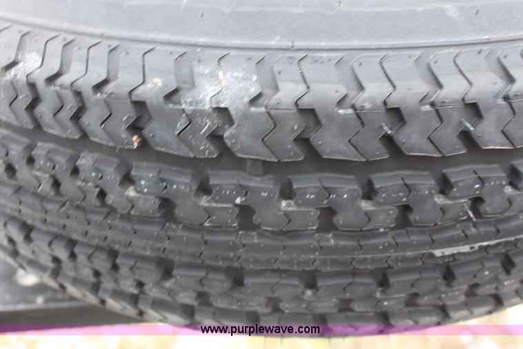 image for item E8388 2010 Kearney 24' equipment trailer