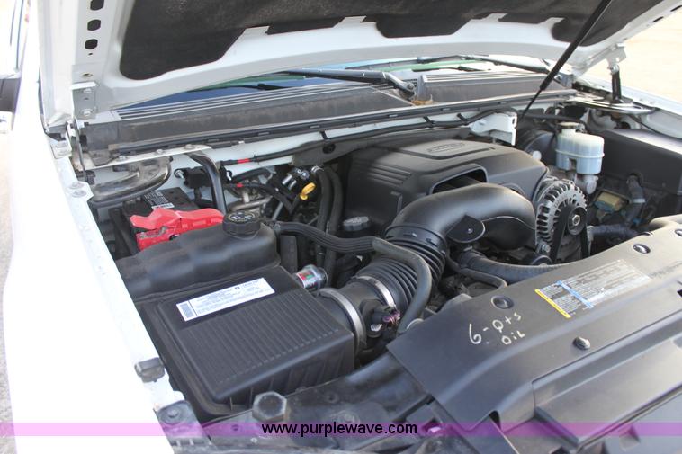 image for item E8440 2007 GMC Yukon Denali SUV