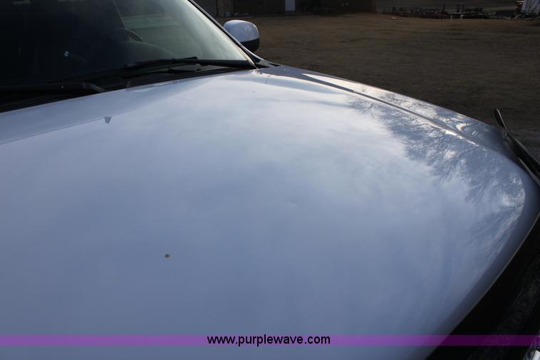 image for item E8440 2007 GMC Yukon Denali SUV