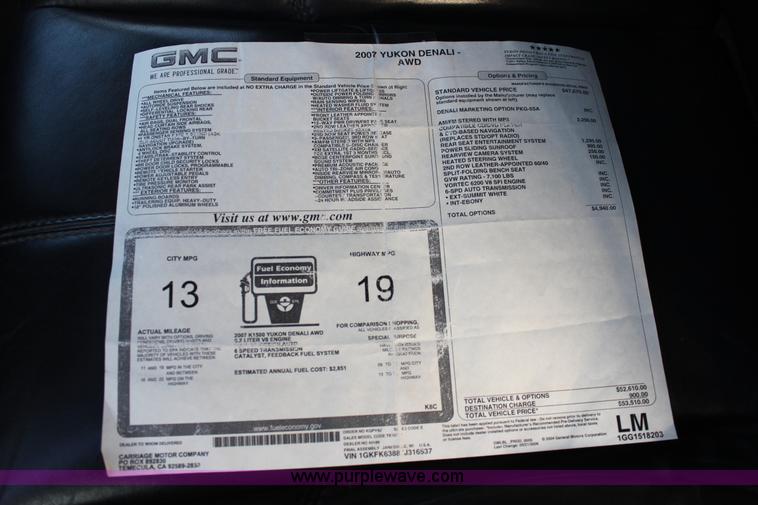 image for item E8440 2007 GMC Yukon Denali SUV