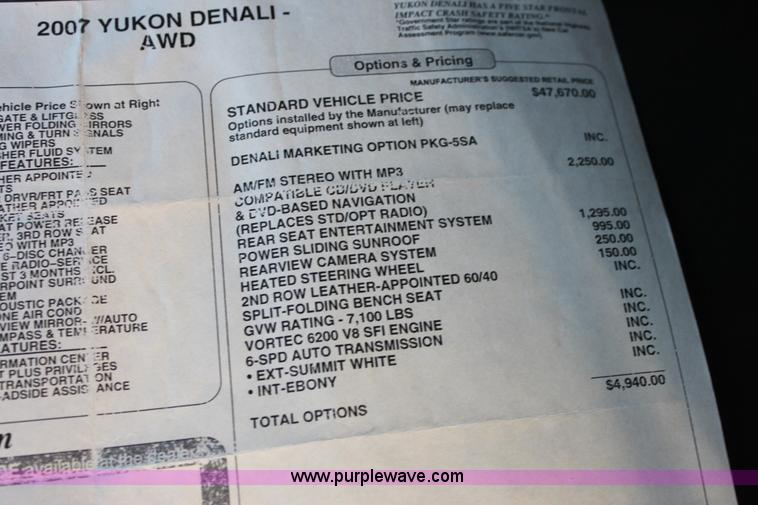 image for item E8440 2007 GMC Yukon Denali SUV