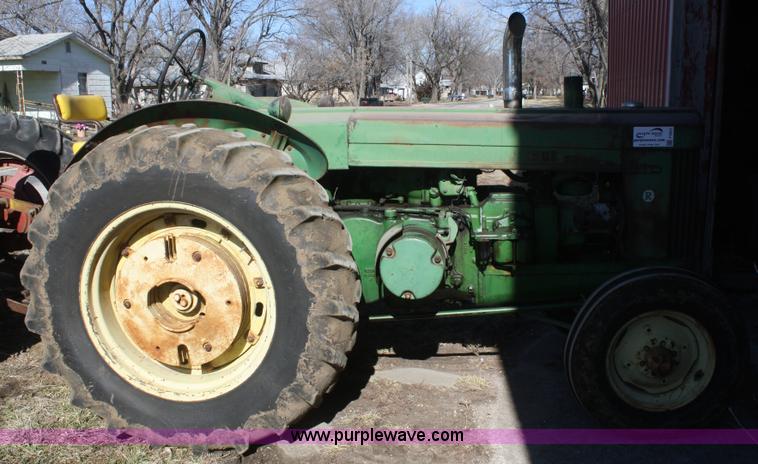 image for item F2823 1953 John Deere R tractor