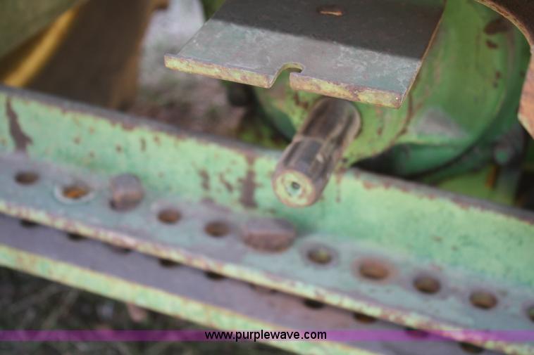 image for item F2823 1953 John Deere R tractor