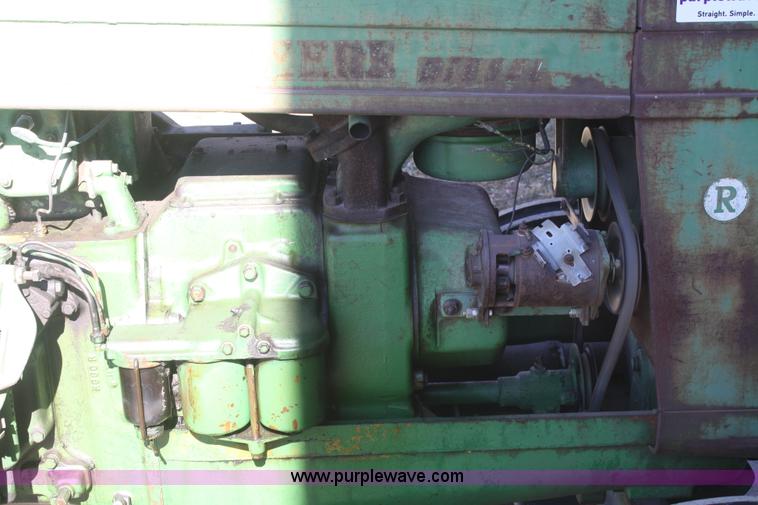 image for item F2823 1953 John Deere R tractor