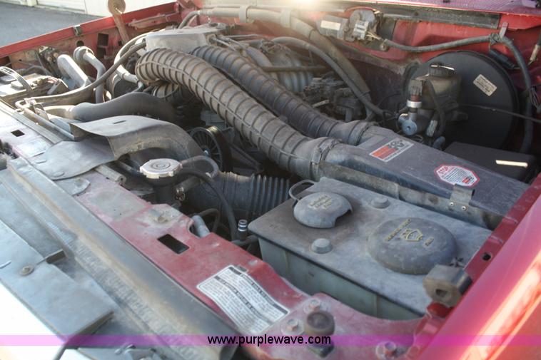 image for item F2832 1995 Ford F150 XLT SuperCab pickup truck