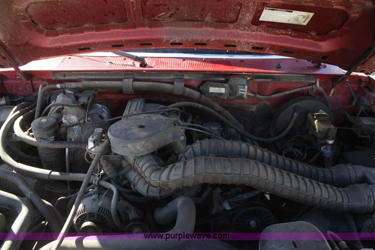 image for item F2832 1995 Ford F150 XLT SuperCab pickup truck