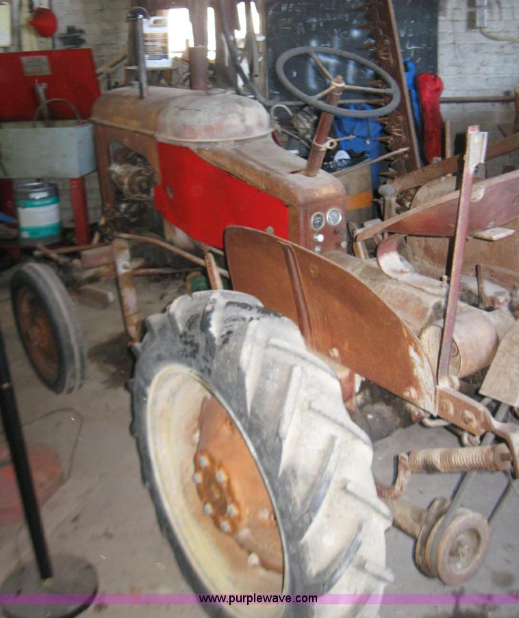 image for item F2833 1950 Massey-Harris pony tractor