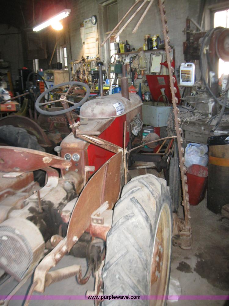 image for item F2833 1950 Massey-Harris pony tractor