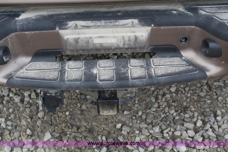 image for item F2877 2004 Chevrolet Blazer LS SUV