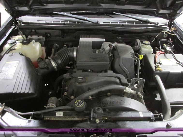 image for item F4188 2006 Chevrolet Colorado Crew Cab pickup truck