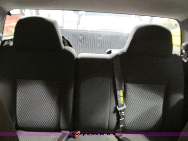 image for item F4188 2006 Chevrolet Colorado Crew Cab pickup truck