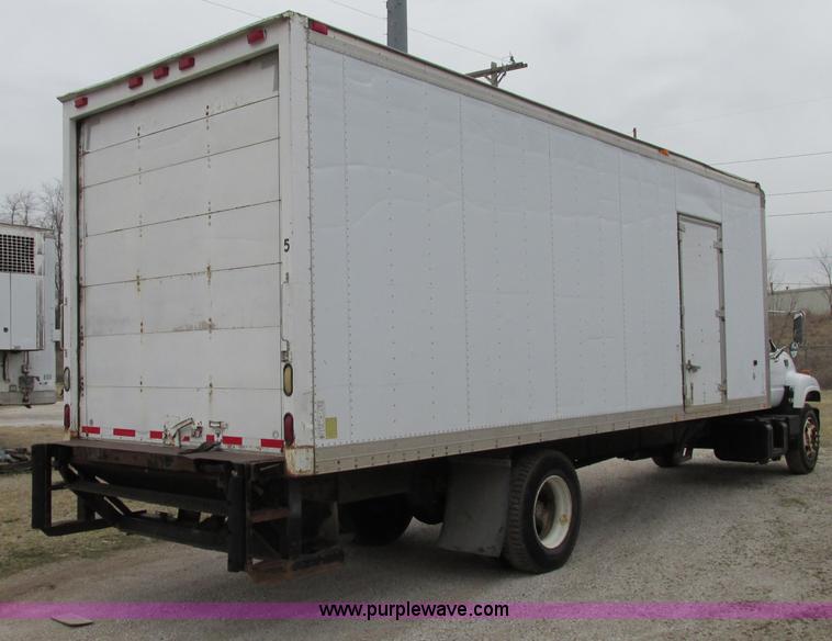 image for item F4715 1999 GMC C6500 box truck