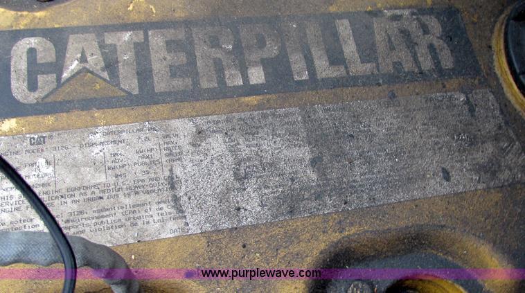 image for item F4715 1999 GMC C6500 box truck