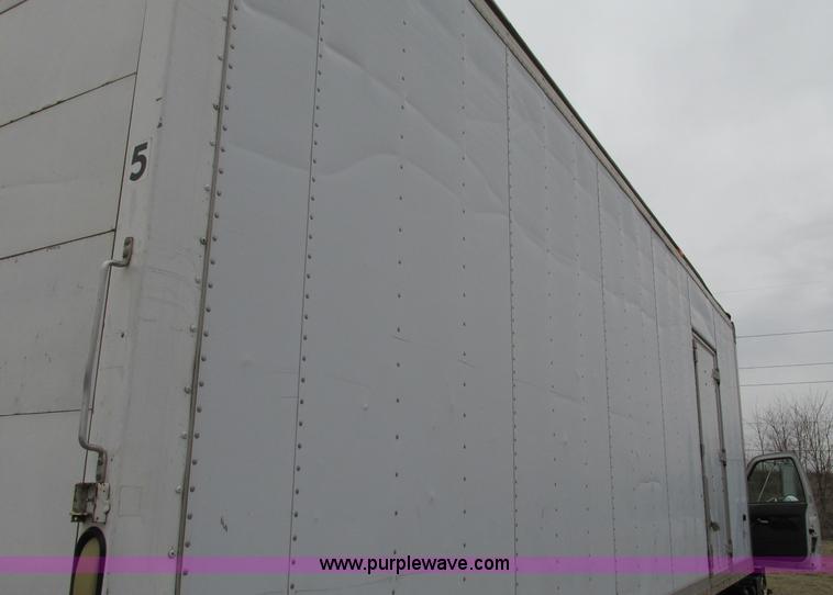 image for item F4715 1999 GMC C6500 box truck