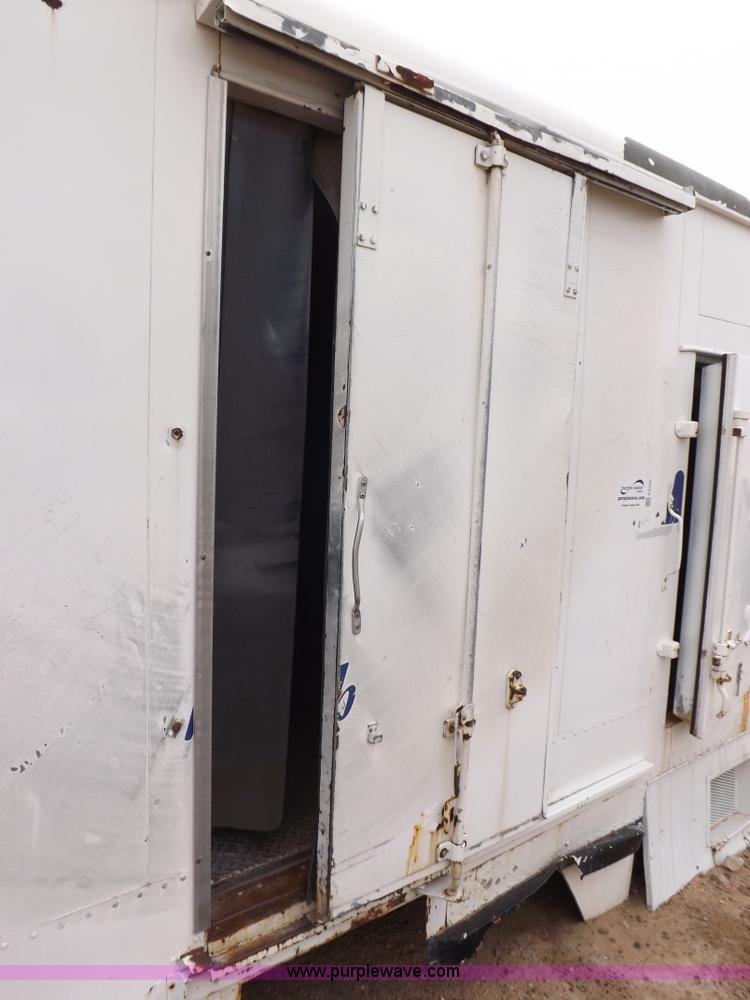 image for item F6376 Refrigerated truck box