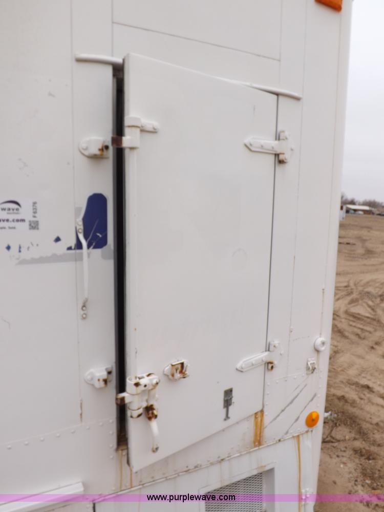 image for item F6376 Refrigerated truck box