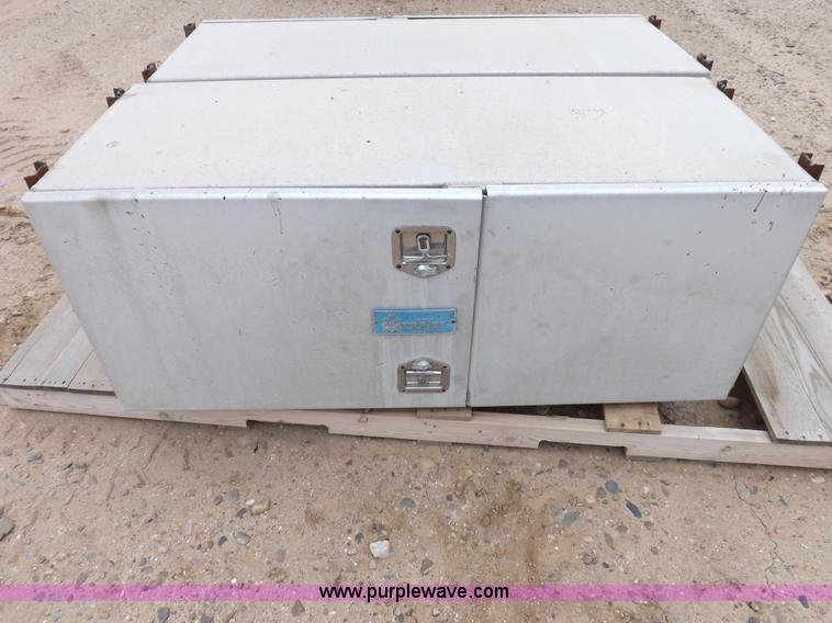 image for item F6385 Merritt aluminum cargo box