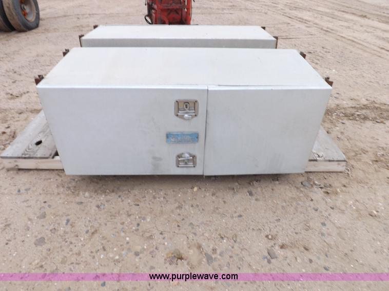 image for item F6386 Merritt aluminum cargo box
