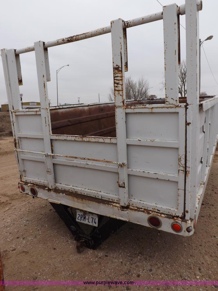 image for item F6388 Framed dump bed with hoist
