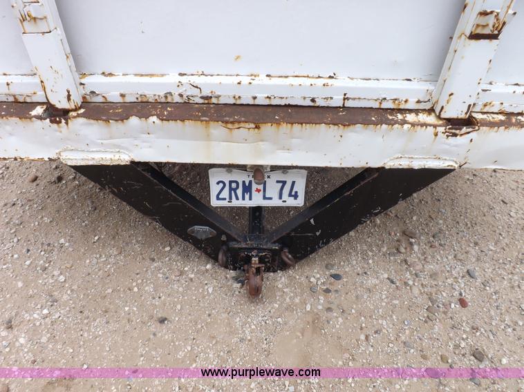 image for item F6388 Framed dump bed with hoist