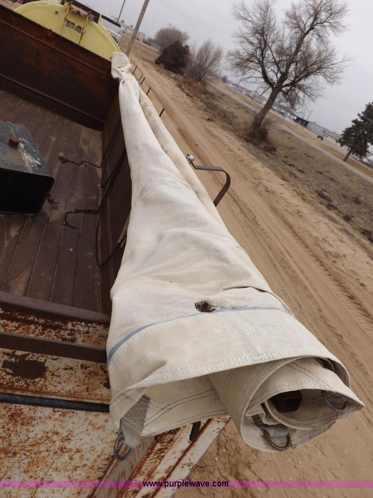 image for item F6389 Giant Manufacturing dump bed with hoist