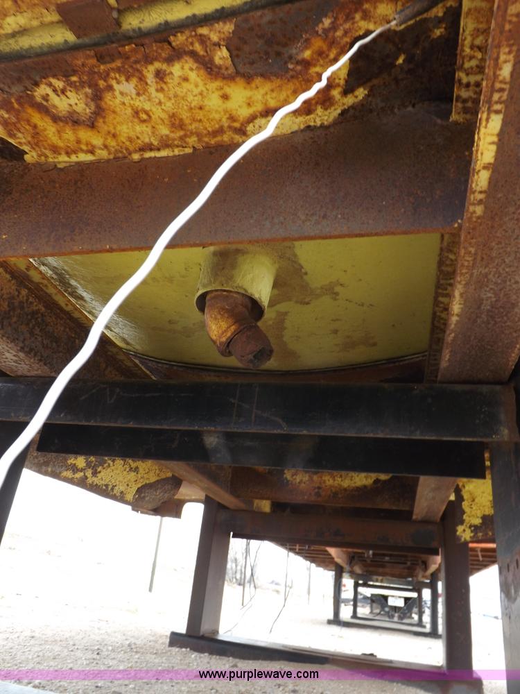 image for item F6390 Fiberglass tank on truck frame