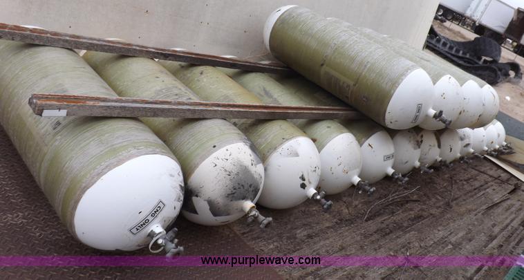 image for item F6391 (16) compressed natural gas cylinders