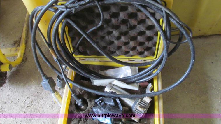 image for item O9159 PearPoint video computer monitoring system