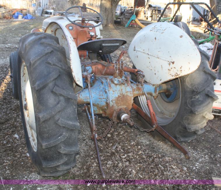 image for item S9976 1952 Ford 8N tractor