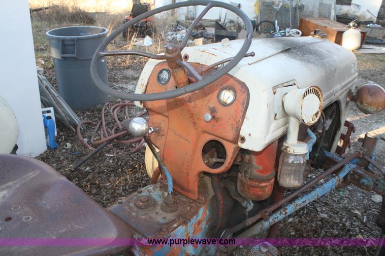 image for item S9976 1952 Ford 8N tractor