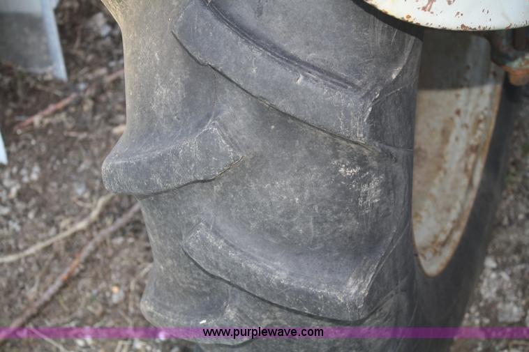 image for item S9976 1952 Ford 8N tractor