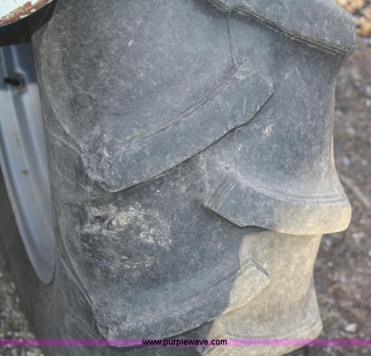 image for item S9976 1952 Ford 8N tractor