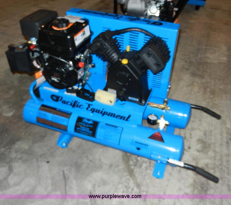 image for item X9048 Pacific PAC-2T eight gallon air compressor